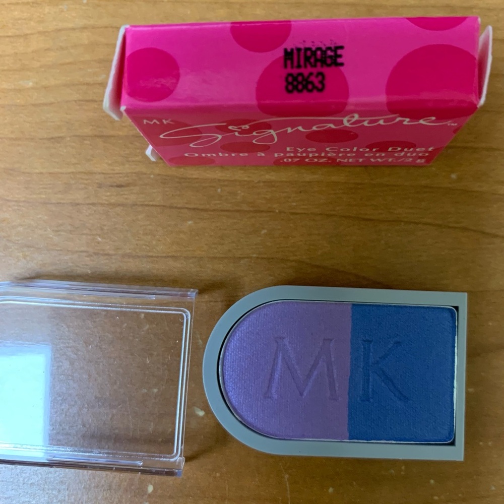 MK Mirage Signature Eye Color